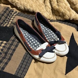 Sperry White and Brown Flats with Navy Accents